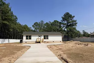 952 Roberts Dr, Elgin, SC 29045 - Photo 16