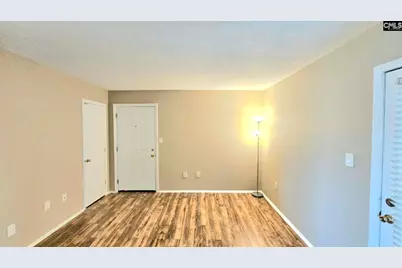 1100 Skyland Drive R-5, Columbia, SC 29210 - Photo 2