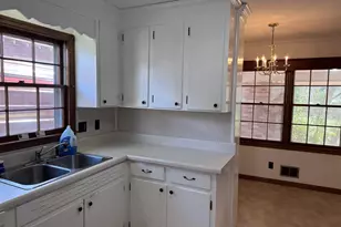 213 Hudson St, Winnsboro, SC 29180 - Photo 6