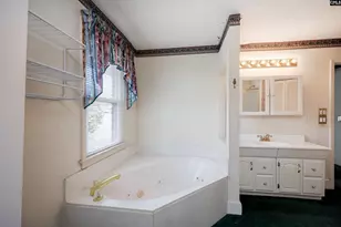 215 Castle Dr, West Columbia, SC 29169 - Photo 32