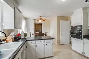 838 Gardendale Dr, Columbia, SC 29210 - Photo 12