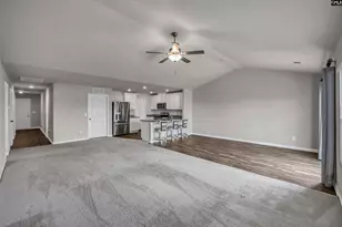 713 Sapodilla Ln, Gilbert, SC 29054 - Photo 4