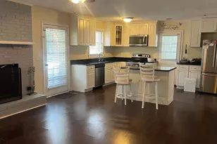 310 Spartan Dr, Columbia, SC 29212 - Photo 2