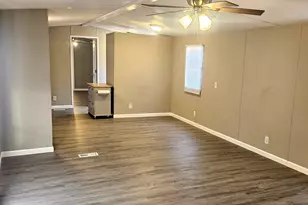 205 Ann St, Pelion, SC 29123 - Photo 2