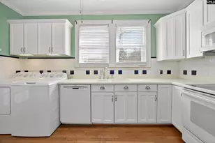 2726 Burney Dr, Columbia, SC 29205 - Photo 10