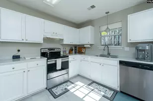 18 Old Tree Ct, Irmo, SC 29063 - Photo 10