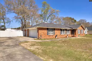 2285 Treetop Ln, Sumter, SC 29154 - Photo 2