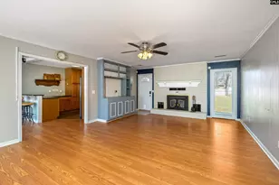 2285 Treetop Ln, Sumter, SC 29154 - Photo 4