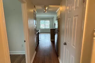 2002 Greene St, Columbia, SC 29205 - Photo 8