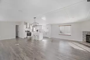 115 Addie Lucas Rd, Lexington, SC 29073 - Photo 2