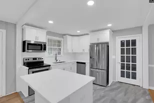 6923 Wedgefield Rd, Columbia, SC 29206 - Photo 12