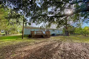 2703 Sandifer Ln, Florence, SC 29505 - Photo 16