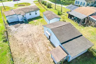 1632 Central Ave, Summerville, SC 29483 - Photo 6