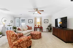 206 Carriagebrook Cir, Camden, SC 29020 - Photo 6