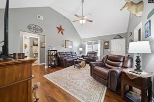 366 Bethlehem Cir, Leesville, SC 29070 - Photo 6