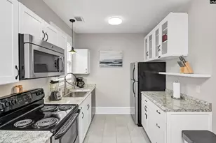 1035 Kinard Ct, Columbia, SC 29201 - Photo 8