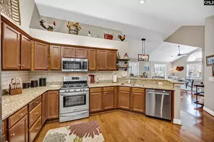 114 Peach Grove Cir, Elgin, SC 29045 - Photo 22