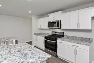 95 Horatio Ln, Lugoff, SC 29078 - Photo 4