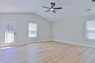 527 Calhoun Rd, Swansea, SC 29160 - Photo 8