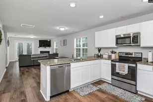 536 Cricket Chirp Ln, Elgin, SC 29045 - Photo 2