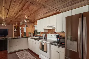 1012 Peach Festival Rd, Gilbert, SC 29054 - Photo 8