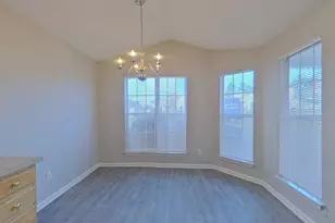 255 Legend Oaks Dr, Columbia, SC 29229 - Photo 4