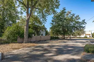 715 W Dekalb St, Camden, SC 29020 - Photo 40