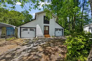 121 N Dew St, Latta, SC 29565 - Photo 6