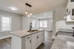 165 Whiteside Cir, West Columbia, SC 29169 - Photo 6