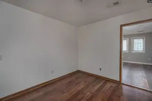 1898 Windsor Rd, Cayce, SC 29033 - Photo 16