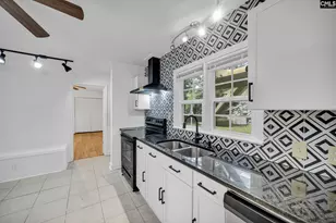 613 Veterans Rd, Columbia, SC 29209 - Photo 8