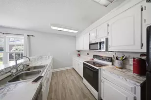 3402 Landmark Dr, Sumter, SC 29154 - Photo 8