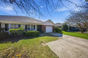 3402 Landmark Dr, Sumter, SC 29154 - Photo 2