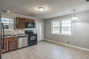 6006 McMillan Cir, Columbia, SC 29212 - Photo 8