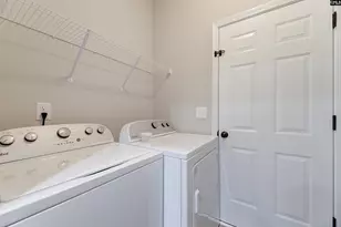 1822 Sunnyside Dr, Cayce, SC 29033 - Photo 8