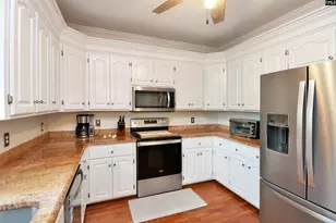 217 Clubhouse Dr, West Columbia, SC 29172 - Photo 32