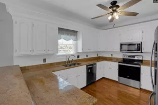 217 Clubhouse Dr, West Columbia, SC 29172 - Photo 16