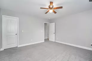 1001 Acacia Ln, Columbia, SC 29229 - Photo 32