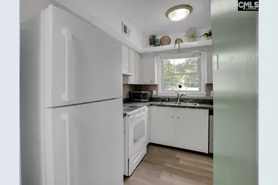 3700 Bush River Road F4, Columbia, SC 29210 - Photo 10