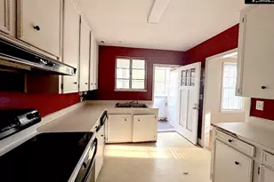 2611 Lee St, Columbia, SC 29205 - Photo 6