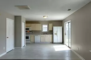 206 Rosebrook Dr, Hopkins, SC 29061 - Photo 16