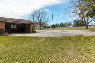 4211 Middendorf Rd, Hartsville, SC 29550 - Photo 24