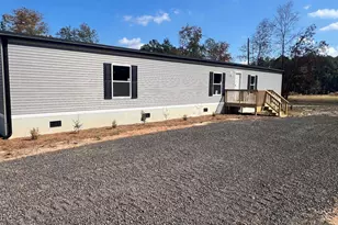 88 Lady Ashley Dr, Saint Matthews, SC 29135 - Photo 1