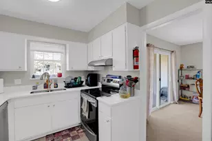 3600 Chateau Dr H-217, Columbia, SC 29204 - Photo 10