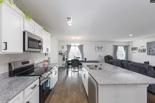 326 Community Dr, Lexington, SC 29073 - Photo 10