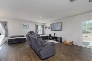 326 Community Dr, Lexington, SC 29073 - Photo 4