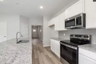 122 Middlesex Ct, Lugoff, SC 29078 - Photo 12