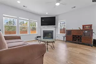 652 Frow Dr, Elgin, SC 29045 - Photo 4