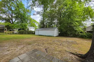 716 B Ave, West Columbia, SC 29169 - Photo 16