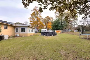 328 Stuckey St, Sumter, SC 29150 - Photo 8